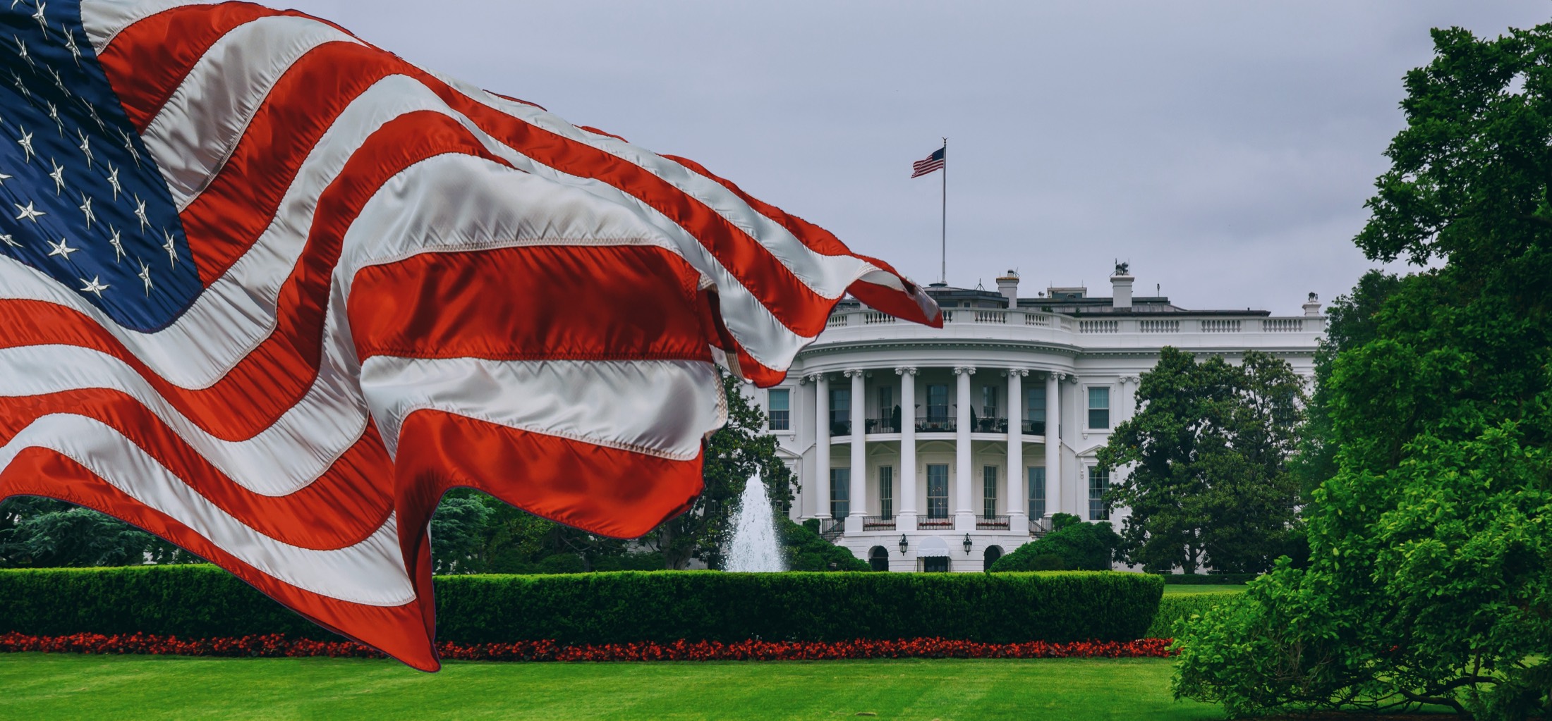 The US flag over the White House, Washington DC